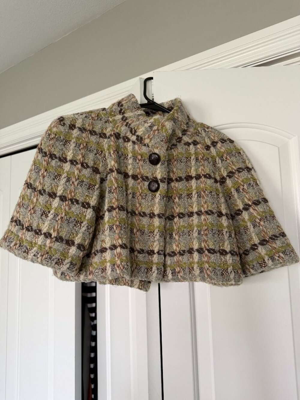 EUC Vintage Gianni Bini plaid tweed cape jacket XS